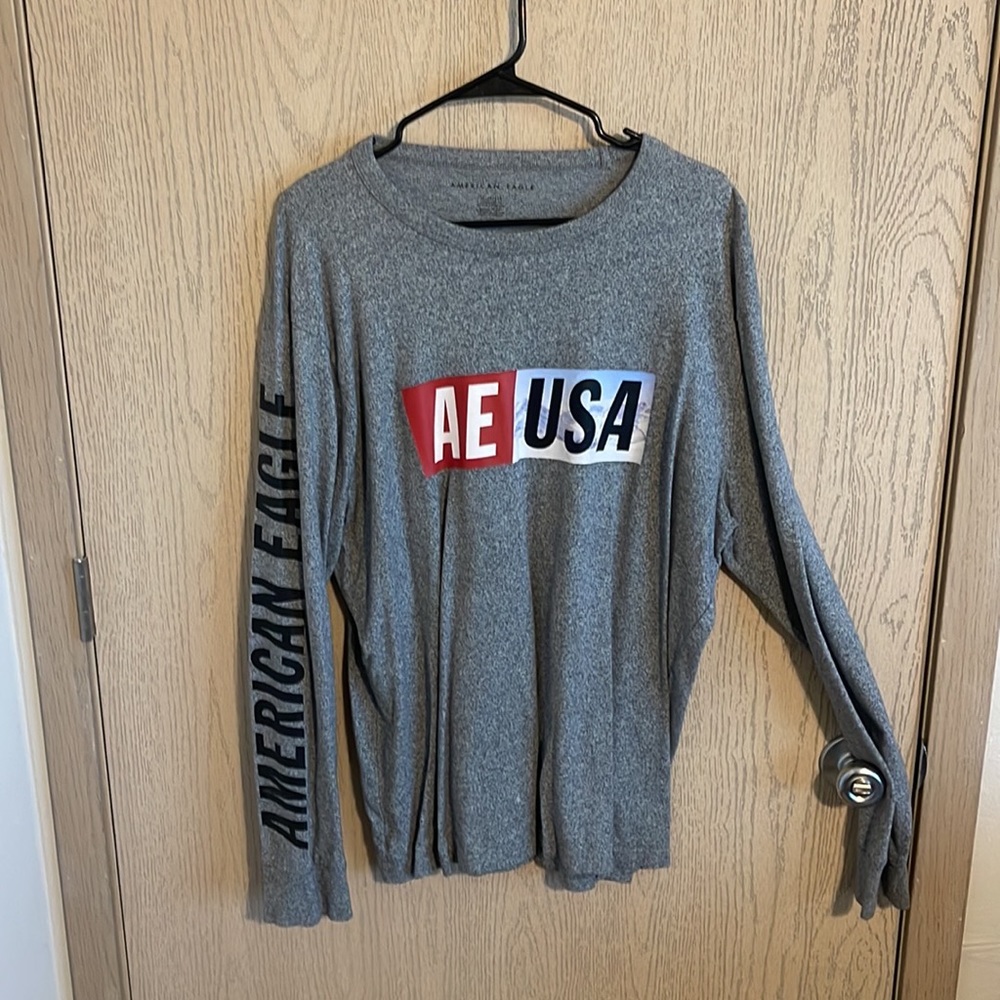 Long sleeve t shirt